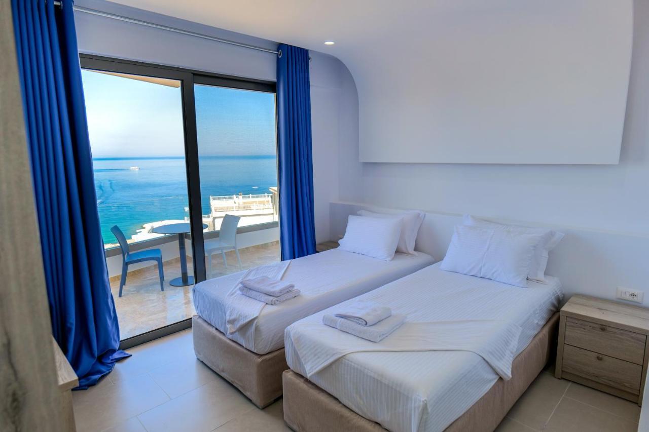 Sea View Hotel Sarandë Exteriör bild